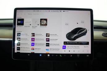 TESLA Model 3 (Dual Motor) Long Range Auto 4WDE 4dr