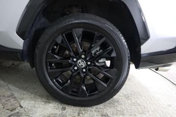 TOYOTA RAV4 2.5 VVT-h Dynamic CVT Euro 6 (s/s) 5dr