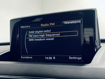 AUDI Q3 2.0 TDI S line SUV 5dr Diesel S Tronic quattro Euro 6 (s/s) (Nav