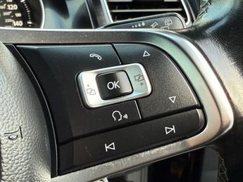 VOLKSWAGEN GOLF 2.0 TDI BlueMotion Tech GTD Hatchback 5dr Diesel DSG Euro 6 (s/s