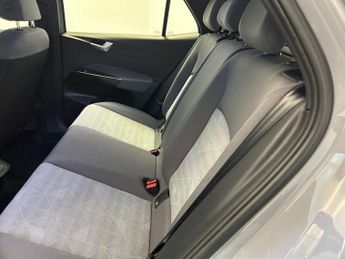 VOLKSWAGEN ID.3 Pro 58kWh Life Hatchback 5dr Electric Auto (145 ps)