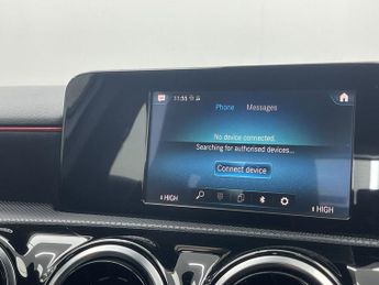 MERCEDES-BENZ A-CLASS 2.0 A250 AMG Line Hatchback 5dr Petrol 7G-DCT Euro 6 (s/s) (224 