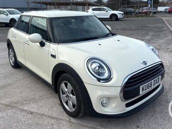 MINI HATCH 1.5 Cooper Hatchback 5dr Petrol Steptronic Euro 6 (s/s) (136 ps)