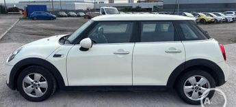 MINI HATCH 1.5 Cooper Hatchback 5dr Petrol Steptronic Euro 6 (s/s) (136 ps)