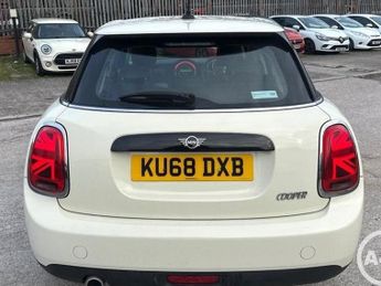 MINI HATCH 1.5 Cooper Hatchback 5dr Petrol Steptronic Euro 6 (s/s) (136 ps)