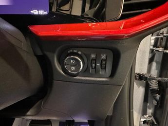 VAUXHALL MOKKA ELECTRIC 50kWh SRi Premium SUV 5dr Electric Auto (136 ps)