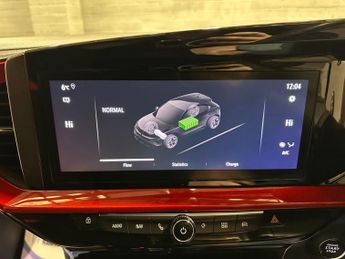 VAUXHALL MOKKA ELECTRIC 50kWh SRi Premium SUV 5dr Electric Auto (136 ps)