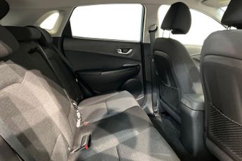 HYUNDAI KONA 64kWh Premium SUV 5dr Electric Auto (10.5kW Charger) (204 ps) Pa