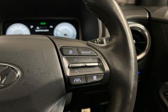 HYUNDAI KONA 64kWh Premium SUV 5dr Electric Auto (10.5kW Charger) (204 ps) Pa