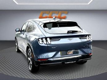FORD MUSTANG MACH-E Standard Range 70kWh SUV 5dr Electric Automatic AWD (269 ps)