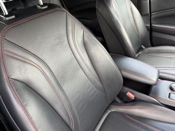 FORD MUSTANG MACH-E Standard Range 70kWh SUV 5dr Electric Automatic AWD (269 ps)