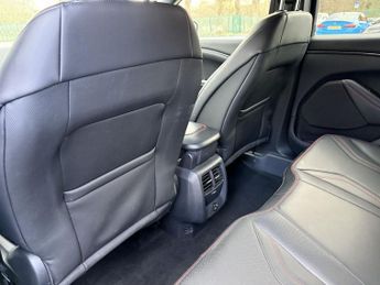 FORD MUSTANG MACH-E Standard Range 70kWh SUV 5dr Electric Automatic AWD (269 ps)