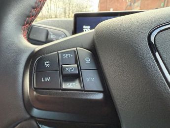 FORD MUSTANG MACH-E Standard Range 70kWh SUV 5dr Electric Automatic AWD (269 ps)