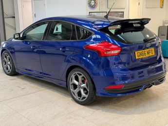 FORD FOCUS 2.0T EcoBoost ST-3 Hatchback 5dr Petrol Manual Euro 6 (s/s) (250