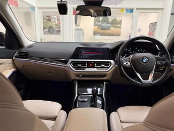 BMW 3 SERIES 2.0 330i Sport Touring 5dr Petrol Auto Euro 6 (s/s) (258 ps)