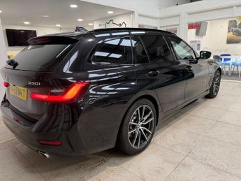 BMW 3 SERIES 2.0 330i Sport Touring 5dr Petrol Auto Euro 6 (s/s) (258 ps)