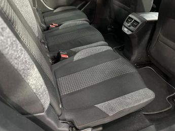 PEUGEOT 5008 1.2 PureTech Active SUV 5dr Petrol EAT Euro 6 (s/s) (130 ps)