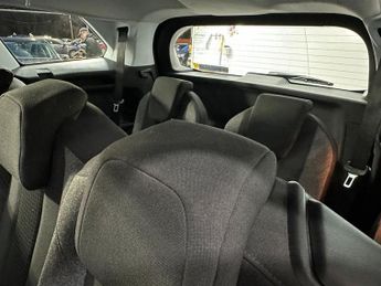 PEUGEOT 5008 1.2 PureTech Active SUV 5dr Petrol EAT Euro 6 (s/s) (130 ps)