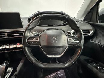 PEUGEOT 5008 1.2 PureTech Active SUV 5dr Petrol EAT Euro 6 (s/s) (130 ps)