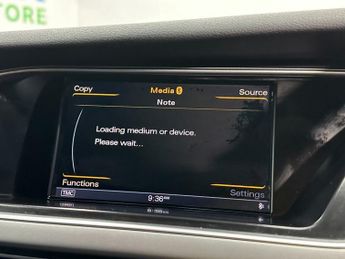 AUDI A4 AVANT 2.0 TDI S line Estate 5dr Diesel Multitronic Euro 5 (s/s) (150 p