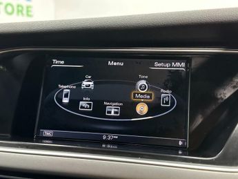 AUDI A4 AVANT 2.0 TDI S line Estate 5dr Diesel Multitronic Euro 5 (s/s) (150 p