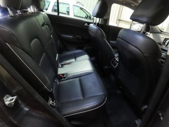 KIA SPORTAGE 1.7 CRDi 3 SUV 5dr Diesel DCT Euro 6 (s/s) (139 bhp)