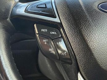 FORD GALAXY 2.0 EcoBlue Titanium MPV 5dr Diesel Auto Euro 6 (s/s) (190 ps)