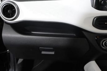 HYUNDAI I10 1.2 Premium Hatchback 5dr Petrol Auto Euro 6 (s/s) (84 ps)