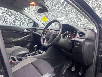 VAUXHALL GRANDLAND X 1.2 Turbo Griffin Edition SUV 5dr Petrol Manual Euro 6 (s/s) (13