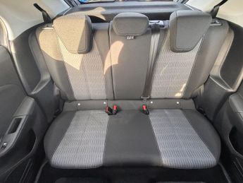 VAUXHALL Corsa Electric 50kWh SE Nav Premium Hatchback 5dr Electric Auto (7.4Kw Charger)