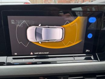 VOLKSWAGEN GOLF 1.5 eTSI MHEV Life Hatchback 5dr Petrol Hybrid DSG Euro 6 (s/s) 