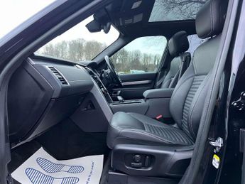 LAND ROVER DISCOVERY 3.0 Discovery R-Dynamic SE D MHEV Auto 4WD 5dr