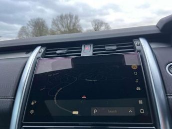 LAND ROVER DISCOVERY 3.0 Discovery R-Dynamic SE D MHEV Auto 4WD 5dr