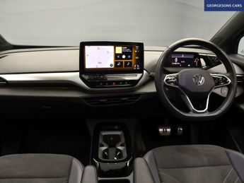 VOLKSWAGEN ID5 Pro 77kWh Style SUV 5dr Electric Auto (174 ps)