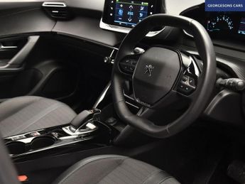 PEUGEOT E-2008 50kWh Allure SUV 5dr Electric Auto (136 ps)