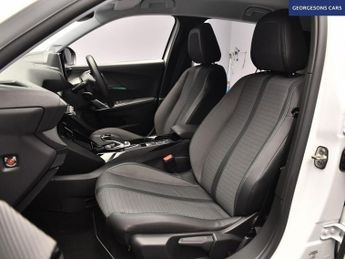 PEUGEOT E-2008 50kWh Allure SUV 5dr Electric Auto (136 ps)