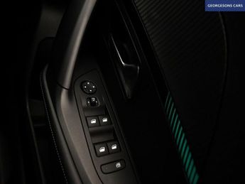 PEUGEOT E-2008 50kWh Allure SUV 5dr Electric Auto (136 ps)