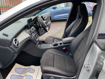 MERCEDES-BENZ CLA 2.1 CLA220d AMG Line Coupe 4dr Diesel 7G-DCT Euro 6 (s/s) (177 p