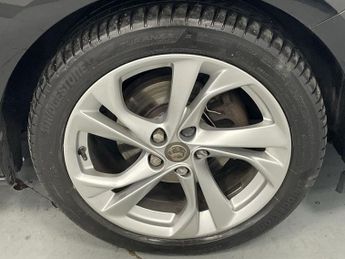 VAUXHALL ASTRA 1.5 Turbo D SRi Nav Hatchback 5dr Diesel Manual Euro 6 (s/s) (10