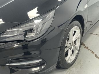 VAUXHALL ASTRA 1.5 Turbo D SRi Nav Hatchback 5dr Diesel Manual Euro 6 (s/s) (10