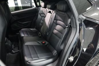 PORSCHE TAYCAN Performance Plus 93.4kWh 4S Cross Turismo 5dr Electric Auto 4WD 