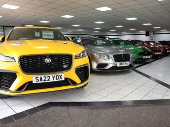 JAGUAR F-PACE 3.0 V6 S SUV 5dr Petrol Auto AWD Euro 6 (s/s) (380 ps)