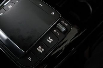 MERCEDES-BENZ A-CLASS 2.0 A35 AMG (Premium) Hatchback 5dr Petrol SpdS DCT 4MATIC Euro 