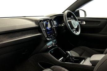 VOLVO C40 Recharge 69kWh Core SUV 5dr Electric Auto (231 ps) Rear Park Ass