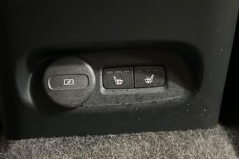 VOLVO C40 Recharge 69kWh Core SUV 5dr Electric Auto (231 ps) Rear Park Ass