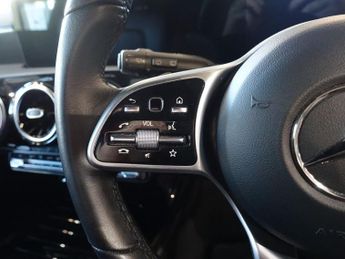 MERCEDES-BENZ A-CLASS 1.3 A180 Sport Edition (Executive) Hatchback 5dr Petrol 7G-DCT E