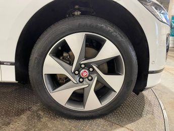 JAGUAR I-PACE 400 90kWh SE SUV 5dr Electric Auto 4WD (400 ps)