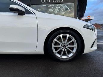 MERCEDES-BENZ A-CLASS 1.5 A180d Sport Hatchback 5dr Diesel 7G-DCT Euro 6 (s/s) (116 ps