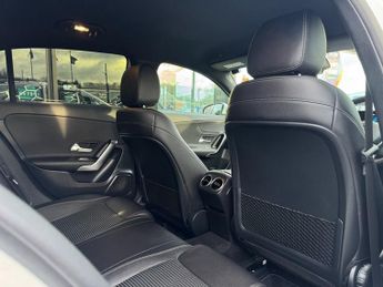 MERCEDES-BENZ A-CLASS 1.5 A180d Sport Hatchback 5dr Diesel 7G-DCT Euro 6 (s/s) (116 ps