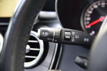 MERCEDES-BENZ GLC 2.1 GLC250d AMG Line (Premium Plus) SUV 5dr Diesel G-Tronic 4MAT